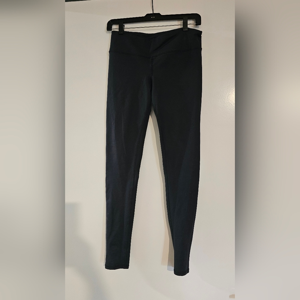 ALO Yoga Charcoal Leggings